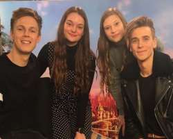 She met popular stars Caspar Lee and Joe Sugg at Soho Hotel in March 2019. She also shared some photographs with them on her Instagram.
